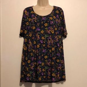 **2/$20** LuLaRoe Women’s Size Medium Floral Short Sleeve Shirt